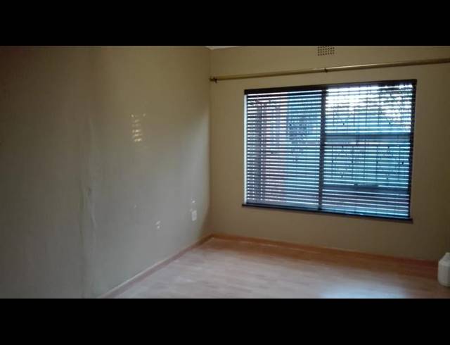 3 BEDROOM PROPERTY TO RENT IN FLEURHOF